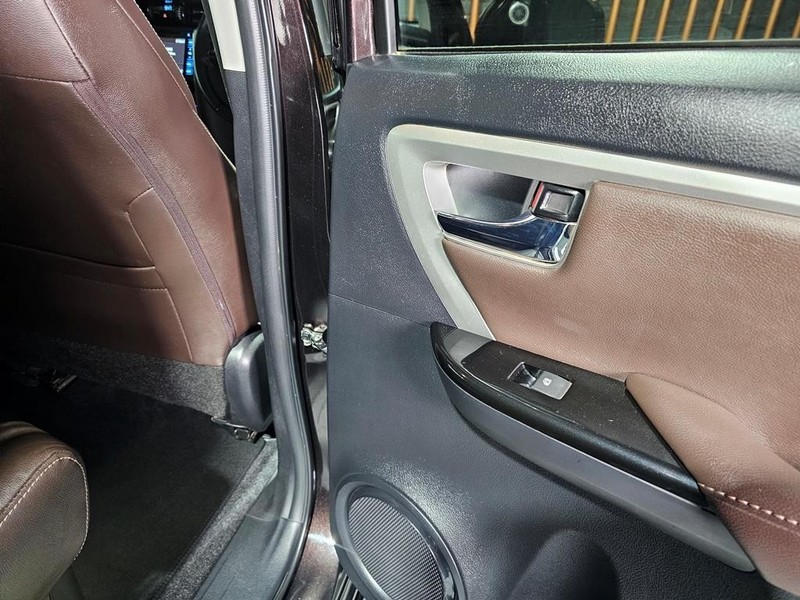 Toyota Fortuner - Mit Mak Motors - Image 21