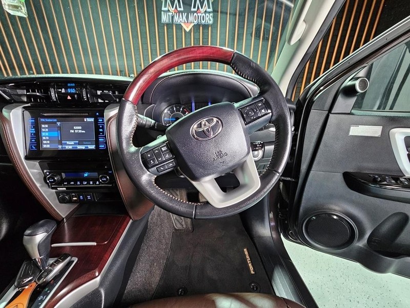 Toyota Fortuner - Mit Mak Motors - Image 19