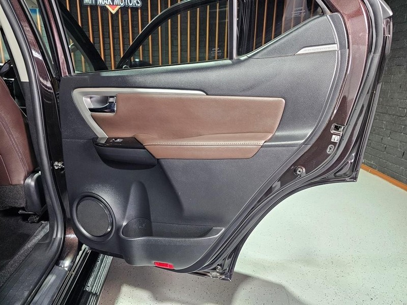 Toyota Fortuner - Mit Mak Motors - Image 20