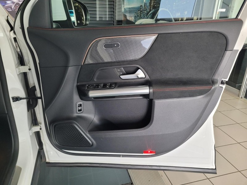 Mercedes-Benz GLA - New Vaal Motors Vereeniging Mercedes - Image 12