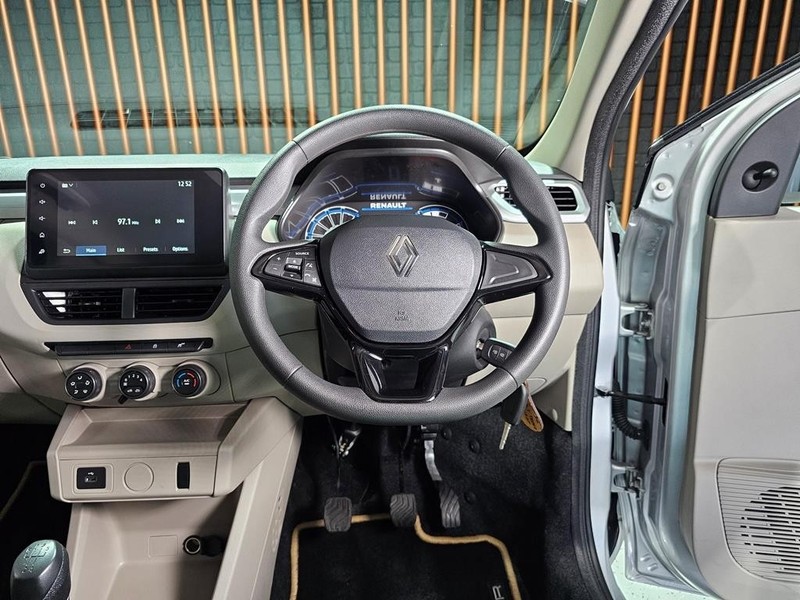 Renault Triber - Mit Mak Motors - Image 10