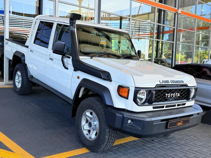 Toyota Land Cruiser - Top Gear Auto - Image 3