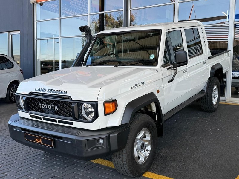 Toyota Land Cruiser - Top Gear Auto - Image 1