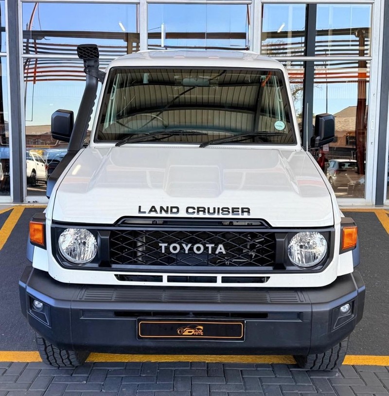 Toyota Land Cruiser - Top Gear Auto - Image 2