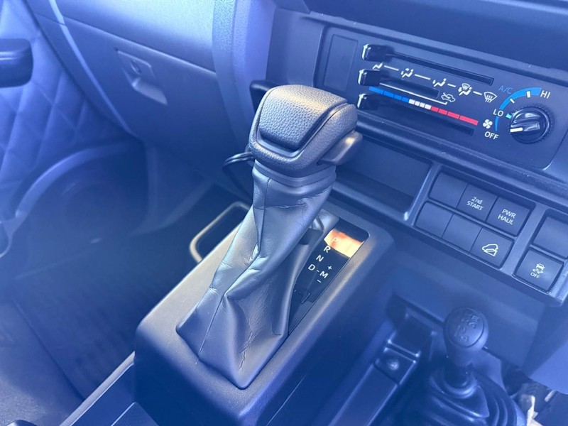 Toyota Land Cruiser - Top Gear Auto - Image 28