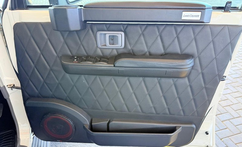 Toyota Land Cruiser - Top Gear Auto - Image 20