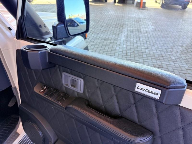 Toyota Land Cruiser - Top Gear Auto - Image 22