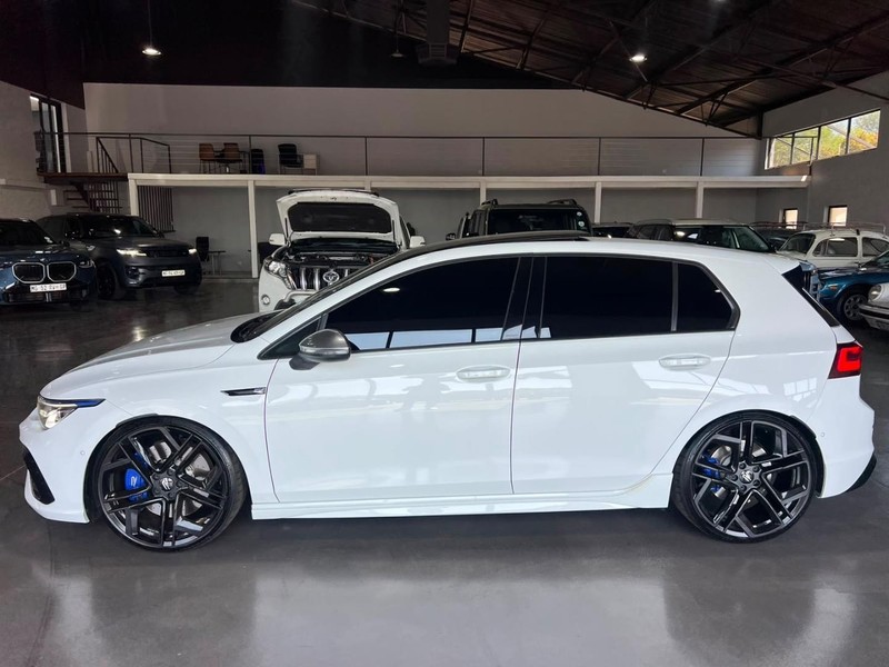 Volkswagen Golf - Top Gear Auto - Image 3
