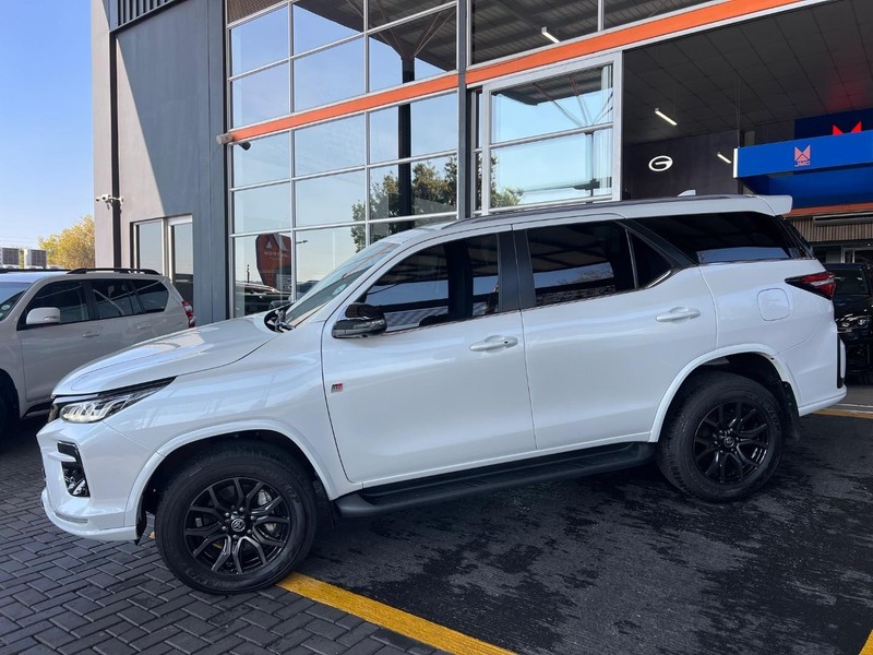 Toyota Fortuner - Top Gear Auto - Image 2