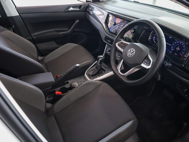 Volkswagen Polo - Hatfield VW Bryanston - Image 11