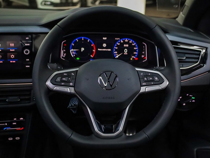 Volkswagen Polo - Hatfield VW Bryanston - Image 20