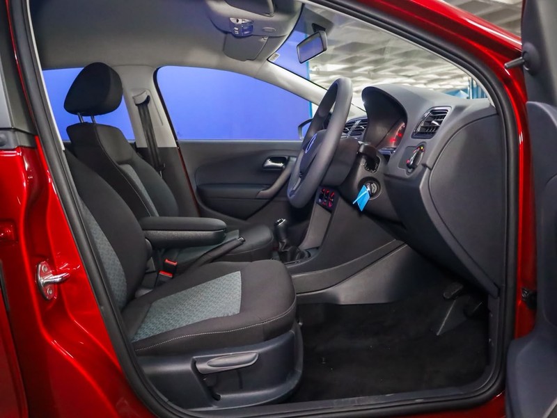 Volkswagen Polo Vivo - Hatfield VW Bryanston - Image 9