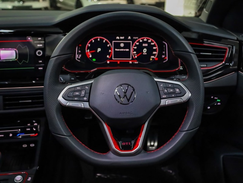 Volkswagen Polo - Hatfield VW Bryanston - Image 12