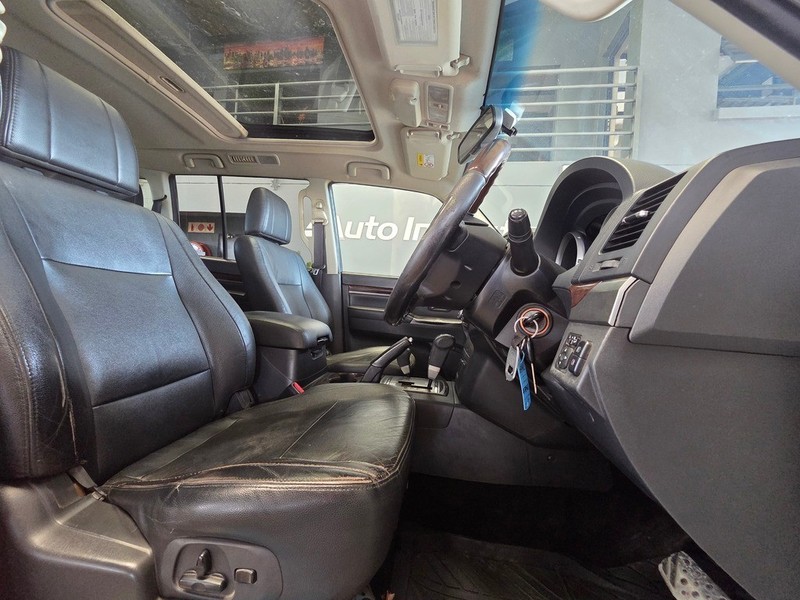 Mitsubishi Pajero - Auto Investments Montana - Image 11