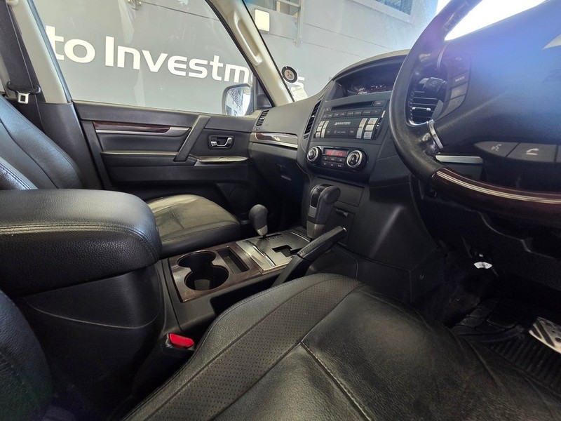 Mitsubishi Pajero - Auto Investments Montana - Image 15