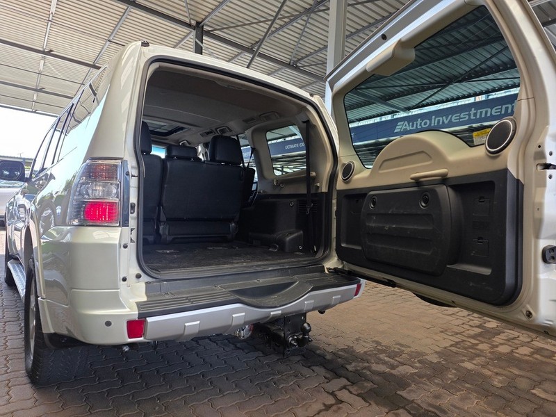 Mitsubishi Pajero - Auto Investments Montana - Image 6