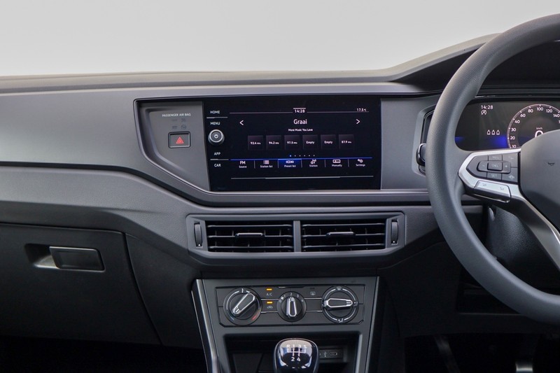 Volkswagen Polo - Hatfield VW Pretoria - Image 18
