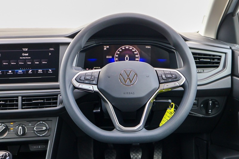 Volkswagen Polo - Hatfield VW Pretoria - Image 14