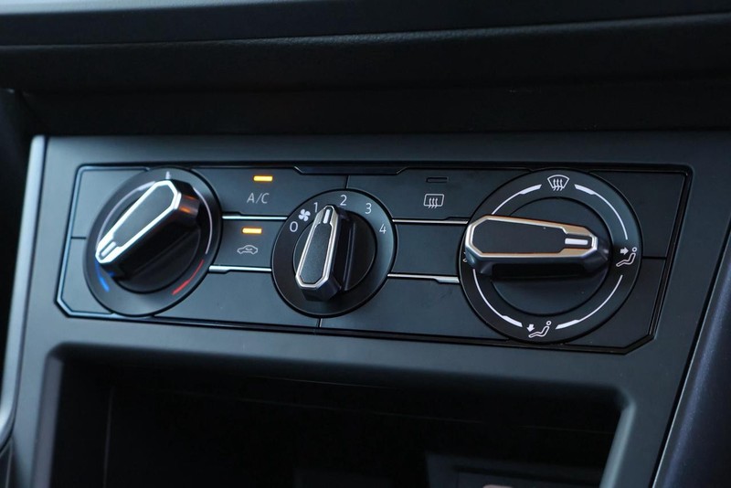 Volkswagen Polo - Hatfield VW Pretoria - Image 12