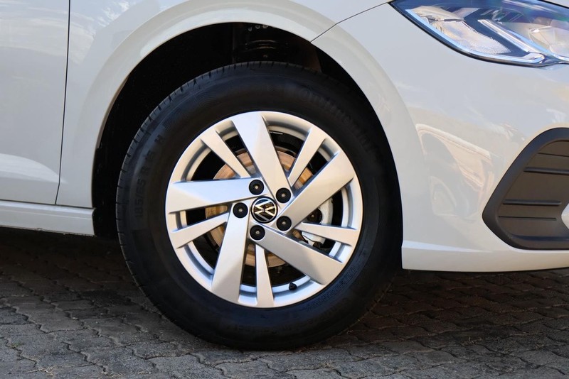Volkswagen Polo - Hatfield VW Pretoria - Image 11