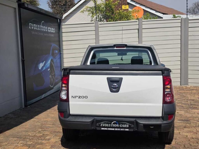 Nissan NP200 - Evolution Cars - Image 2