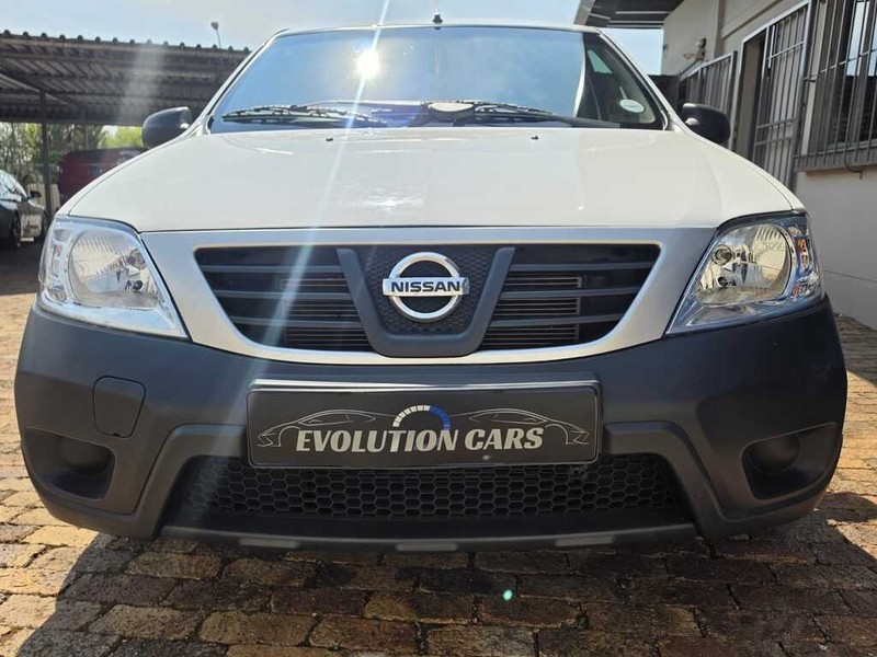 Nissan NP200 - Evolution Cars - Image 14