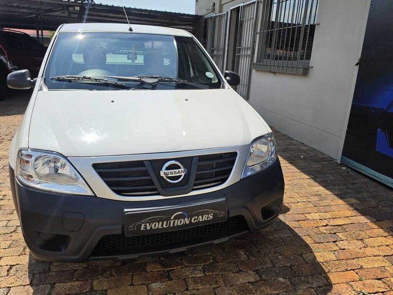 Nissan NP200 - Evolution Cars - Image 13