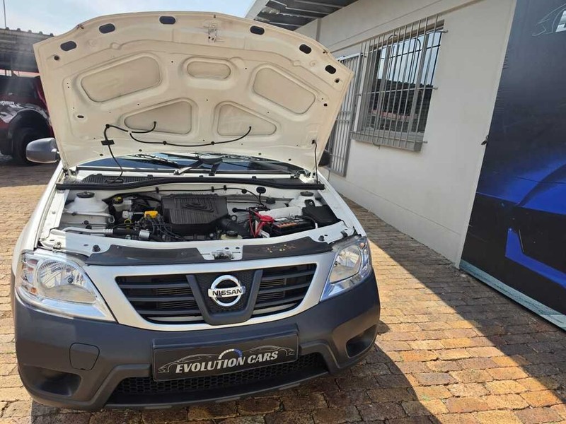 Nissan NP200 - Evolution Cars - Image 15