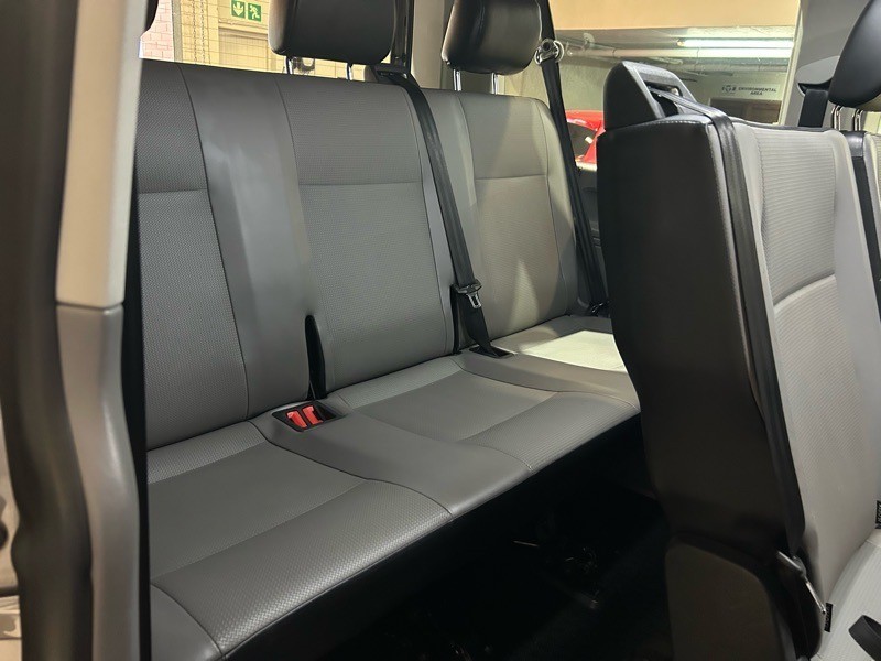 Volkswagen Transporter - Mazda Pinetown - Image 13