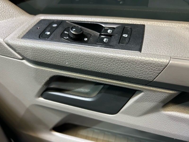 Volkswagen Transporter - Mazda Pinetown - Image 17