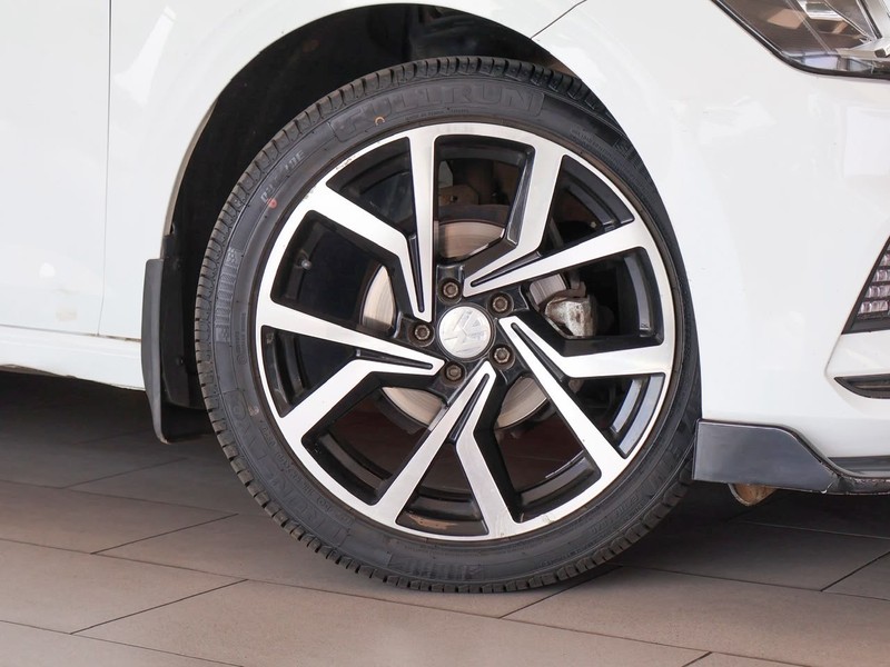 Volkswagen Polo - Hatfield VW Rivonia - Image 4