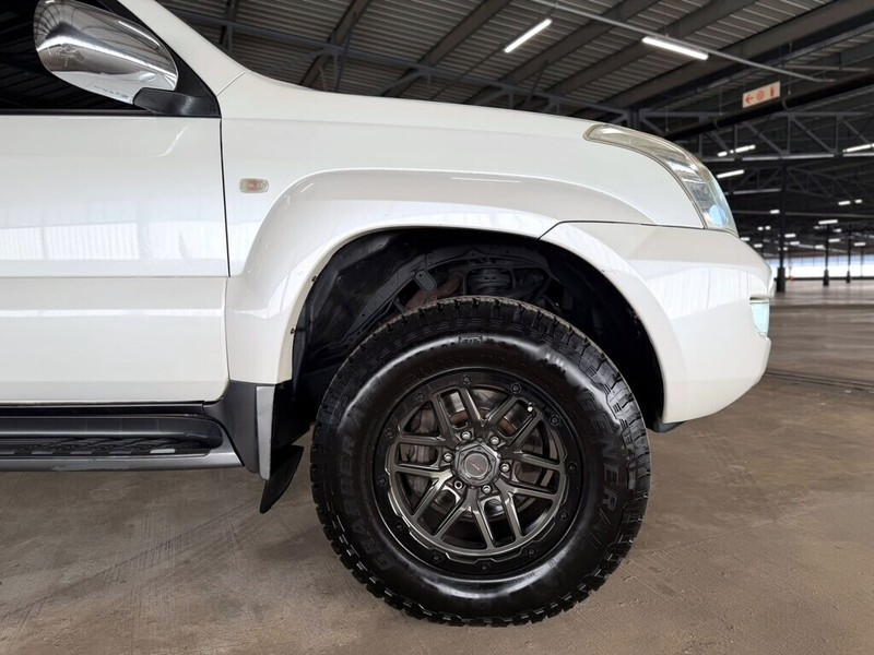 Toyota Land Cruiser Prado - Bakwena Auto Sales - Image 13
