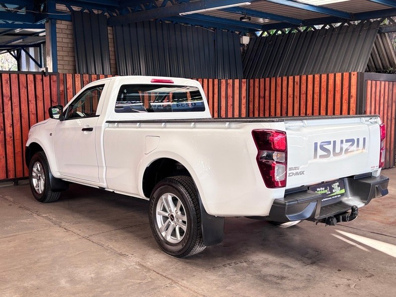 Isuzu D-Max - We Buy Bakkies - Image 8