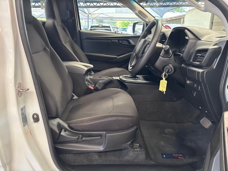Isuzu D-Max - We Buy Bakkies - Image 12
