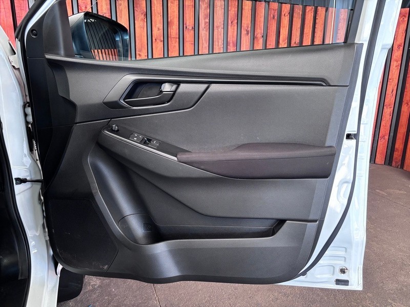 Isuzu D-Max - We Buy Bakkies - Image 11