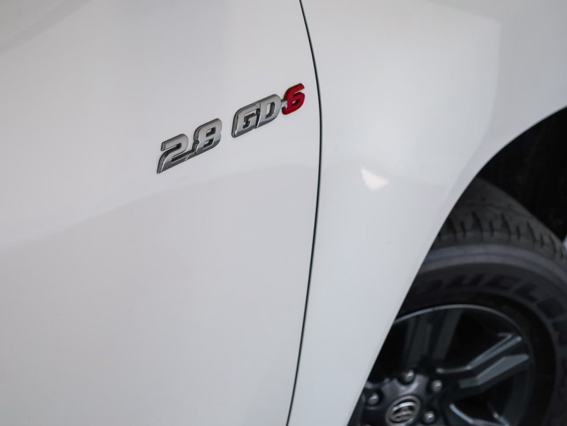 Toyota Hilux - Hatfield VW Bryanston - Image 11