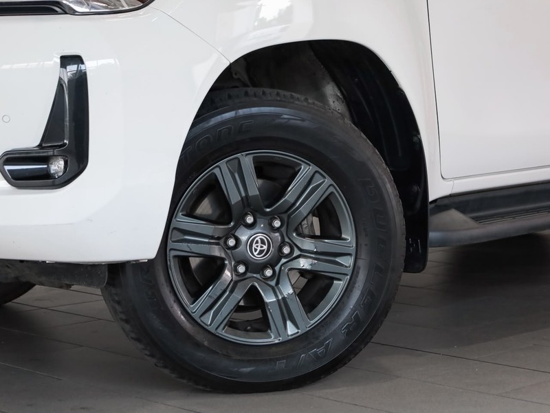 Toyota Hilux - Hatfield VW Bryanston - Image 4