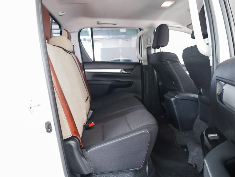 Toyota Hilux - Hatfield VW Bryanston - Image 16