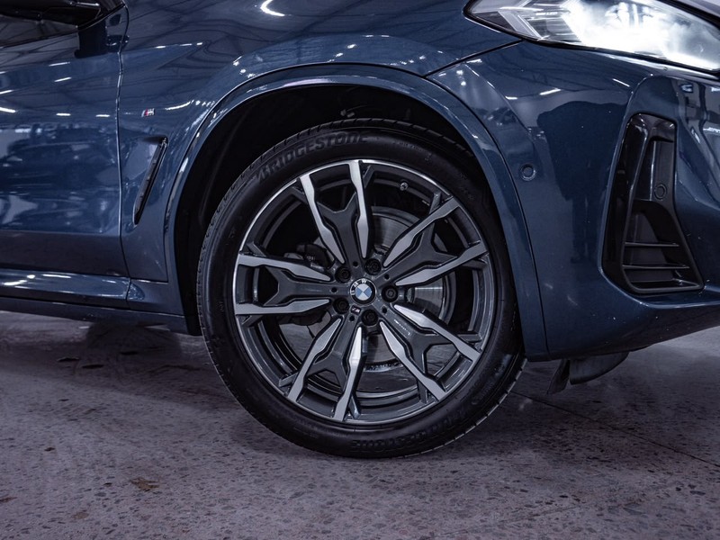BMW X3 - Chery Waterfall - Image 2