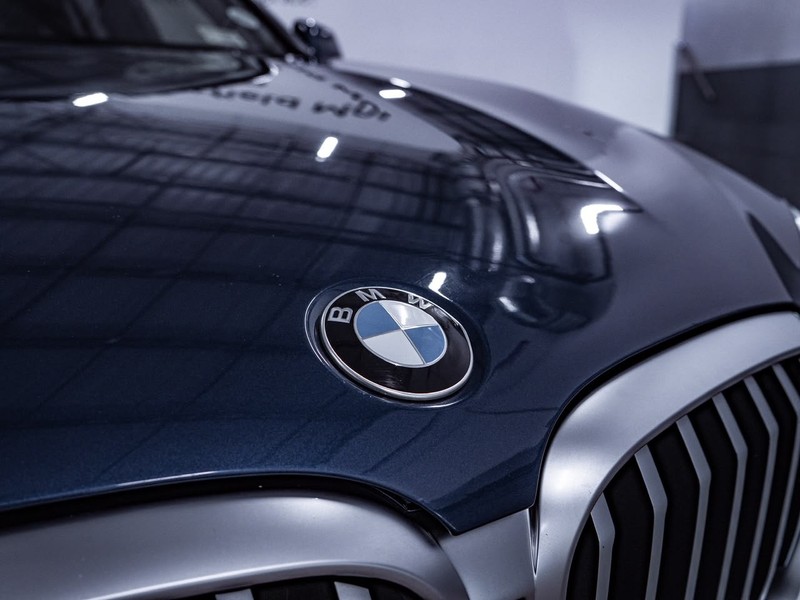 BMW X3 - Chery Waterfall - Image 4