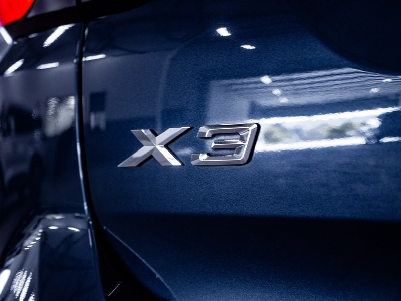 BMW X3 - Chery Waterfall - Image 12