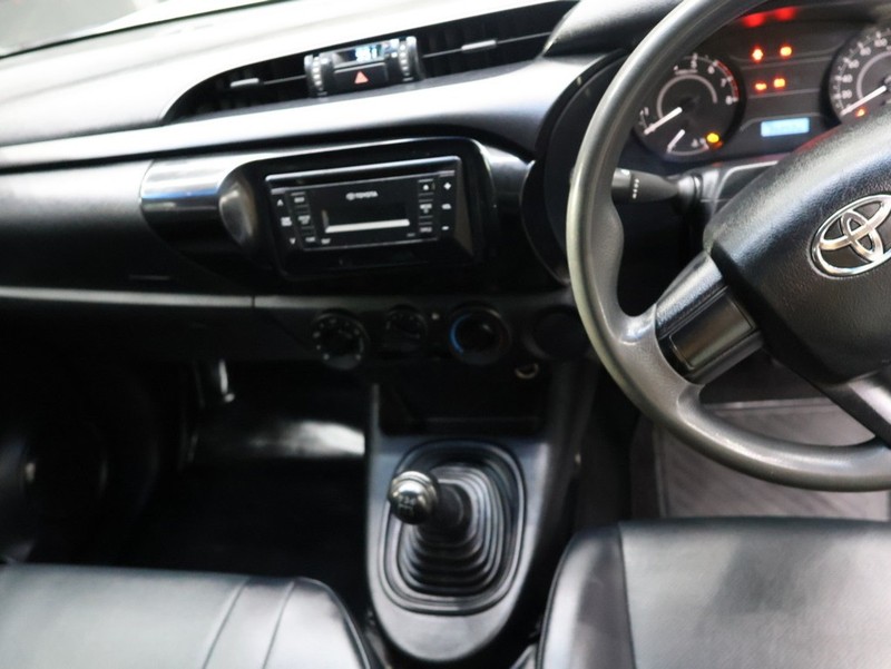 Toyota Hilux - KING OF CARS - Image 9