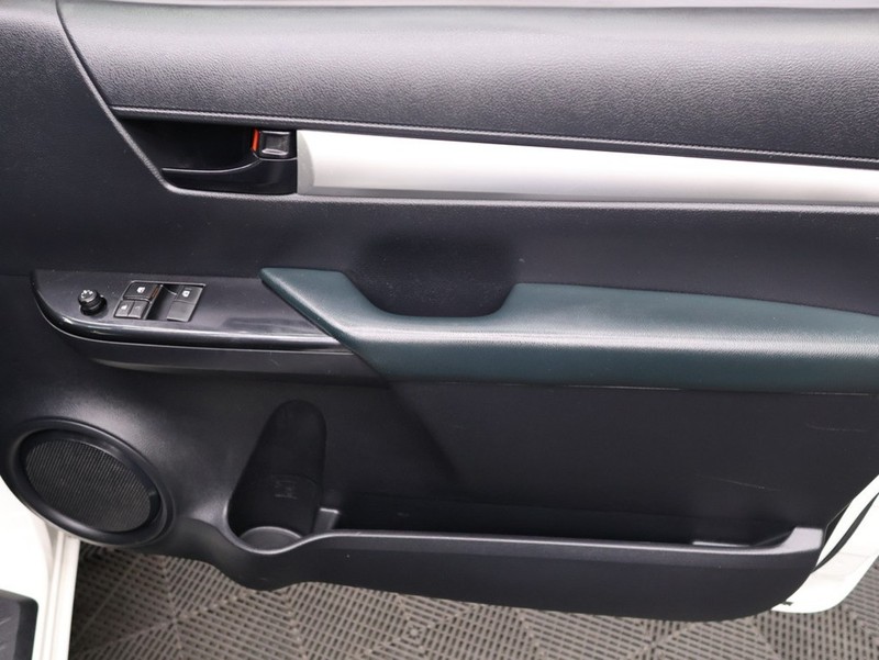 Toyota Hilux - KING OF CARS - Image 18