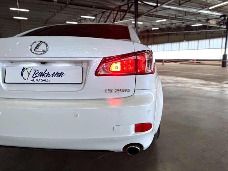 Lexus IS - Bakwena Auto Sales - Image 8