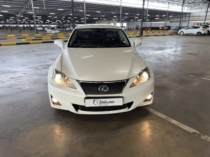 Lexus IS - Bakwena Auto Sales - Image 2