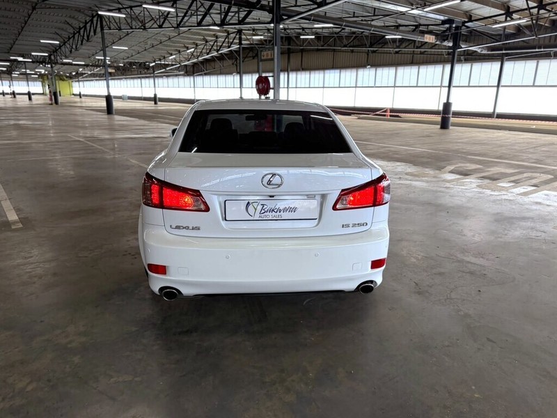 Lexus IS - Bakwena Auto Sales - Image 7