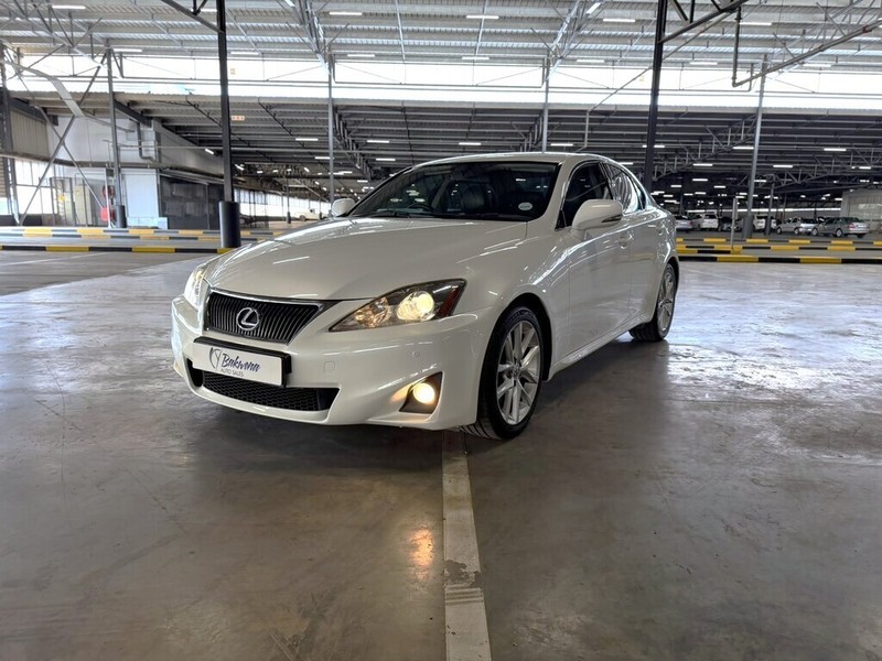 Lexus IS - Bakwena Auto Sales - Image 4
