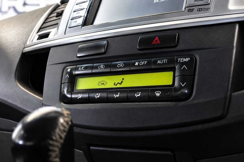 Toyota Hilux - Bluebird Motors - Image 16