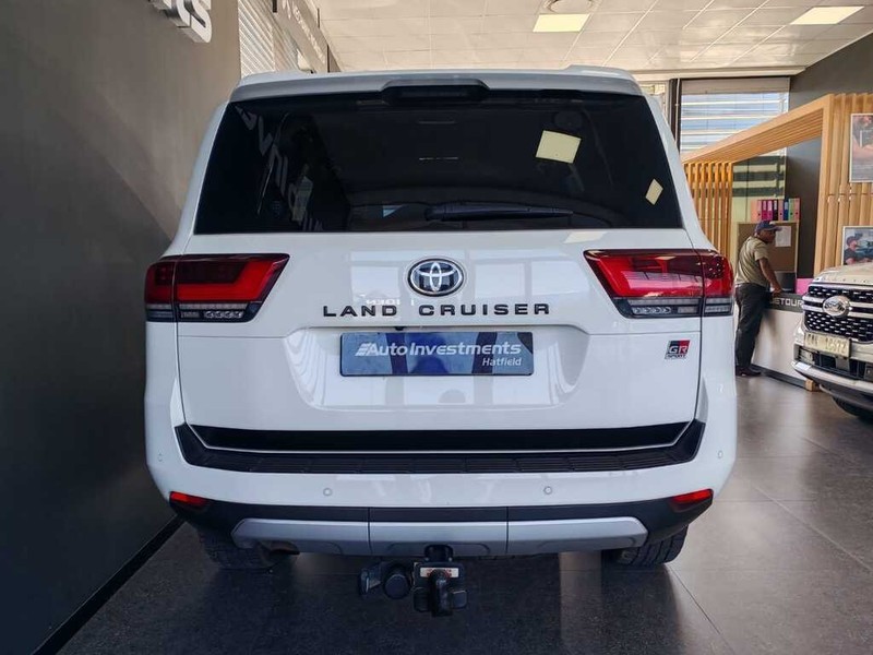 Toyota Land Cruiser - Auto Investments Hatfield - Image 10