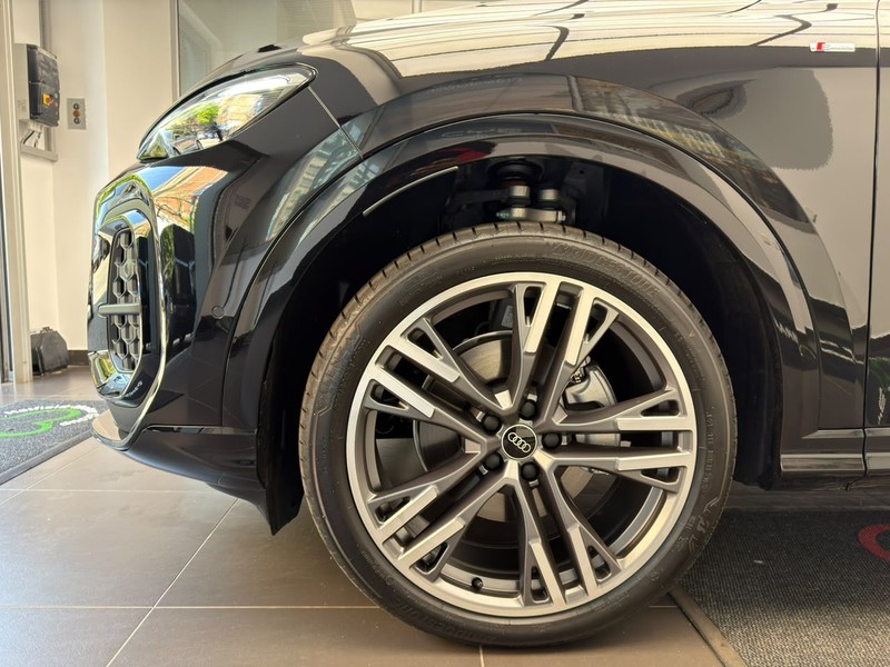 Audi Q5 - Audi Centre Braamfontein - Image 27